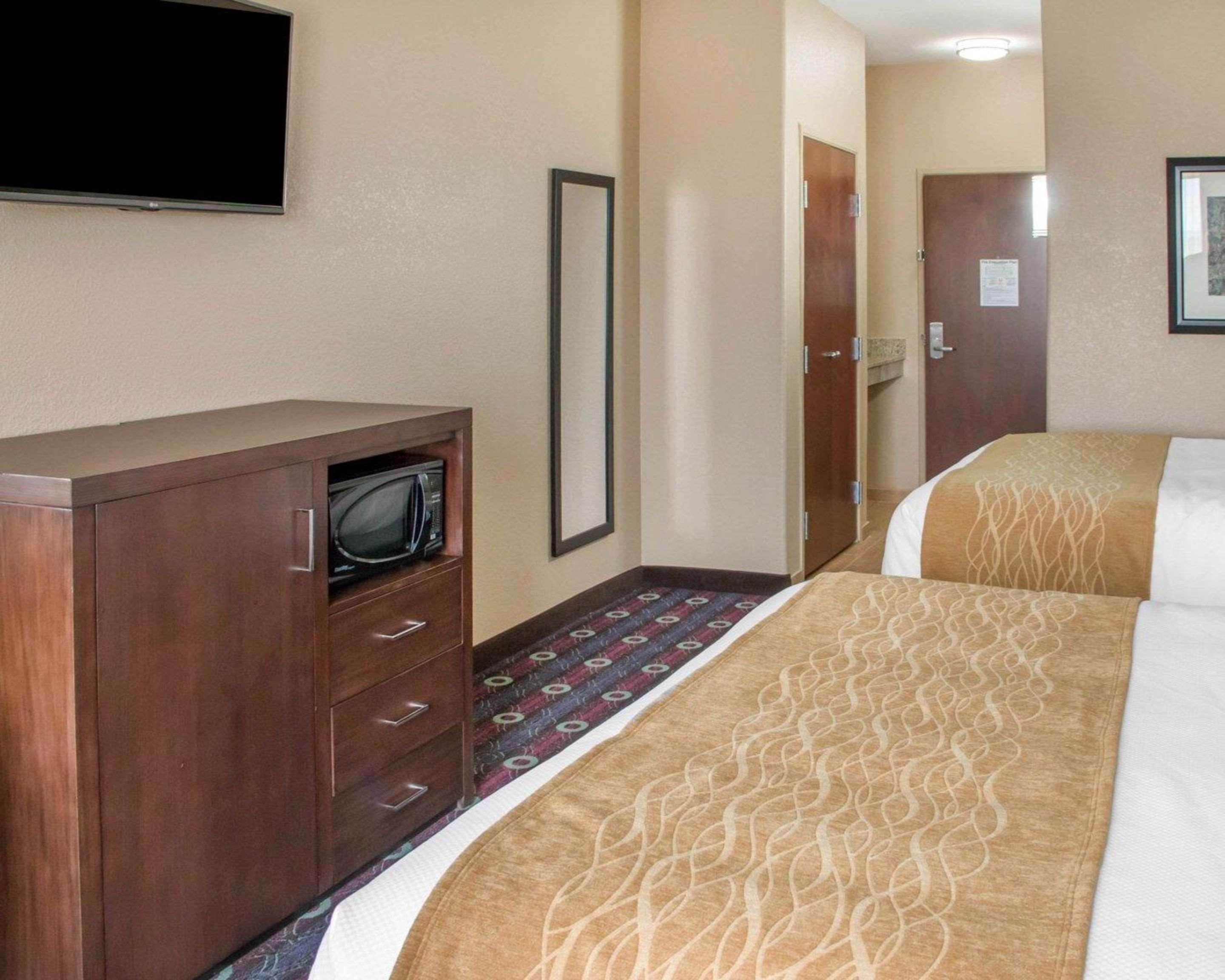 Comfort Inn & Suites San Marcos Buitenkant foto