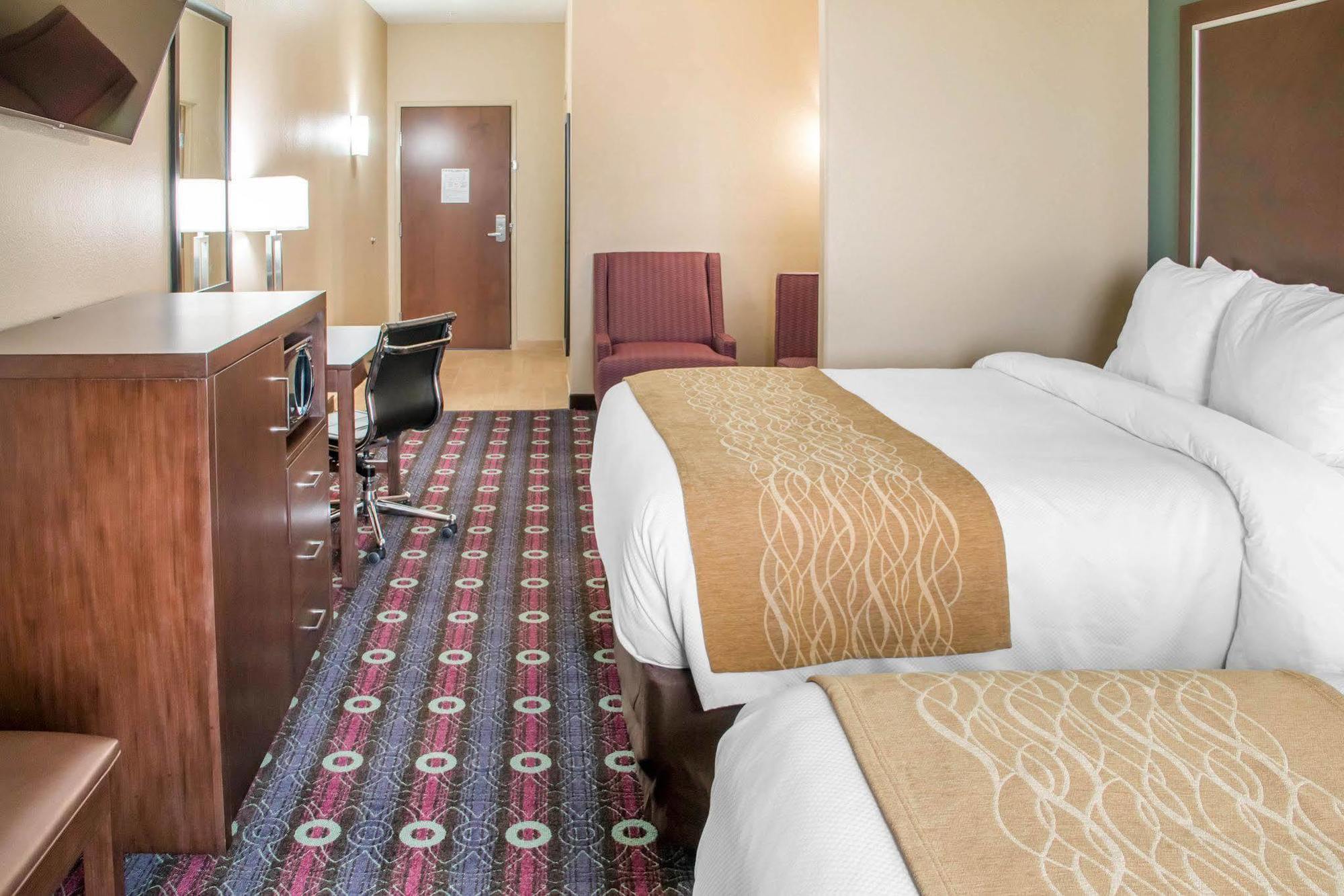 Comfort Inn & Suites San Marcos Buitenkant foto